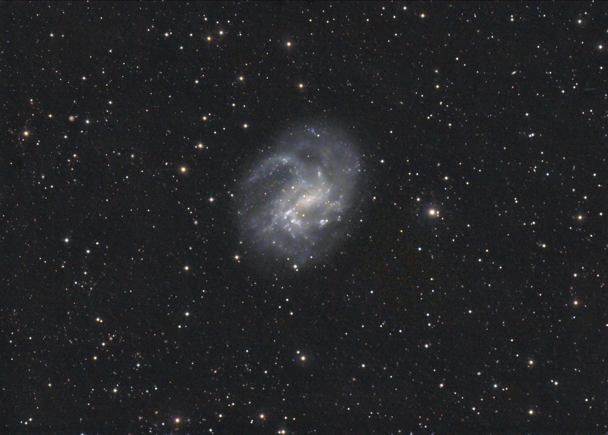 NGC4395 20220422 19 412minLRGB SuW