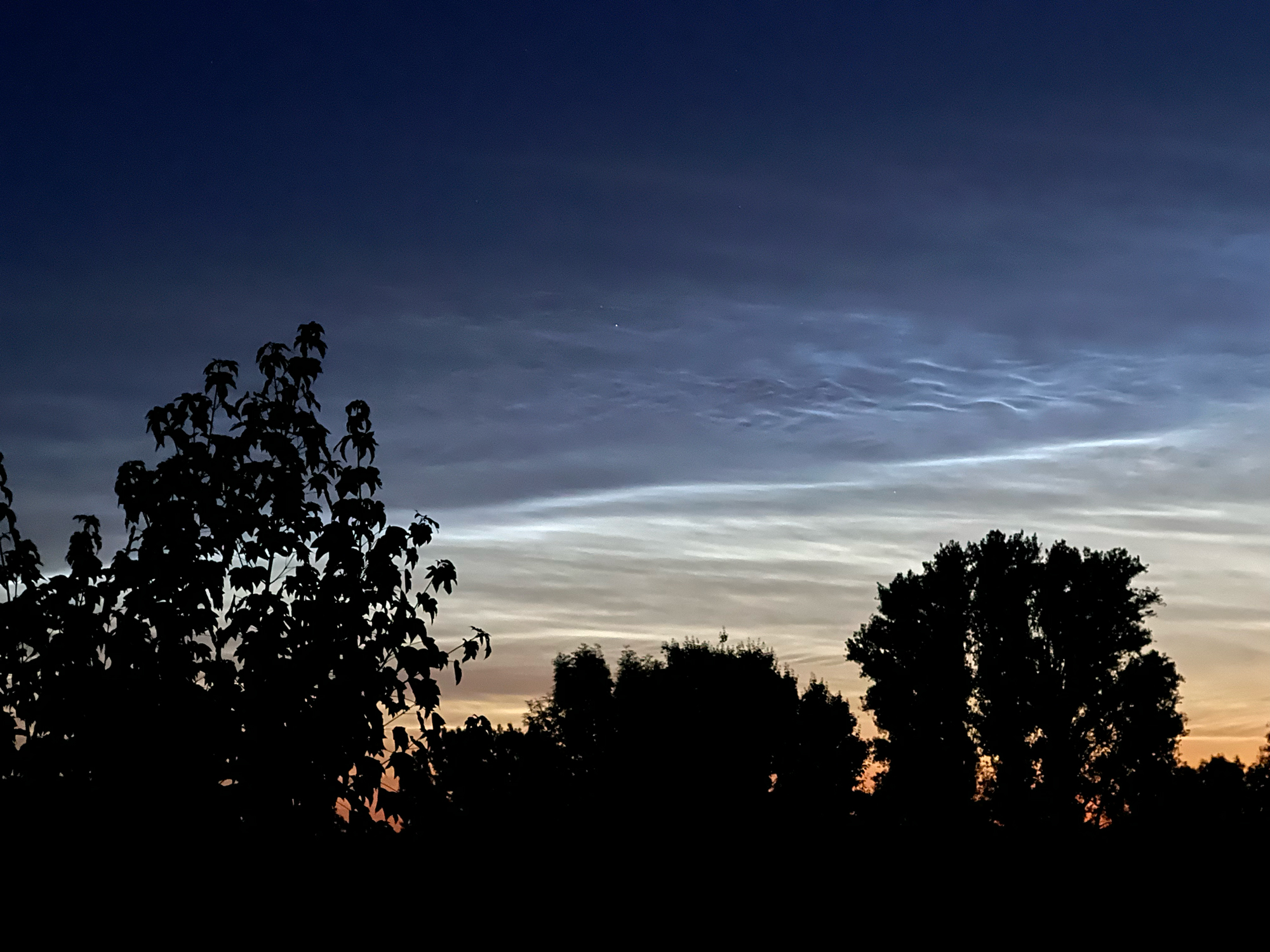 NachtleuchtendeWolken 20220705 0149UT