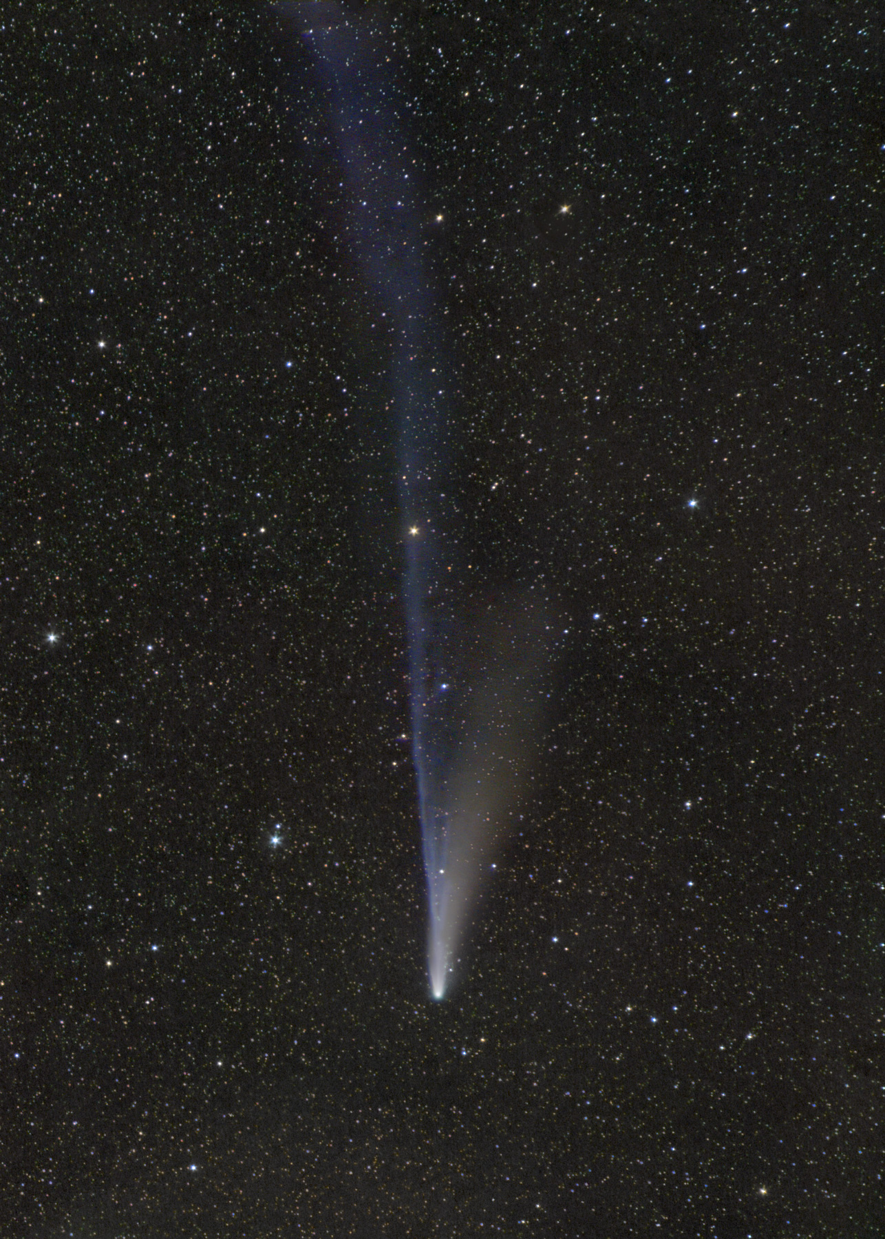 C2025A6 Sterne 90mm 20251026 54x30Sec HP