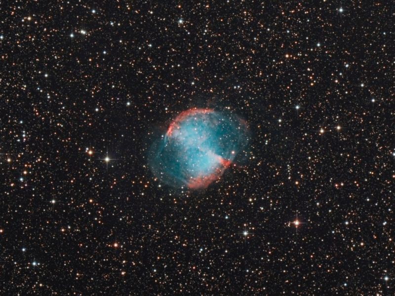 Messier 27, je 41 min L und RGB, 12" Newton