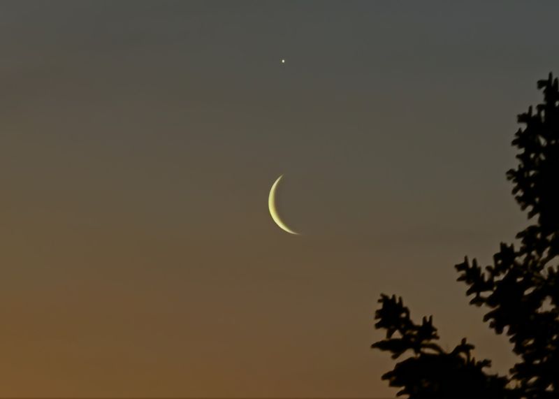 Mond und Venus 27.5.2022